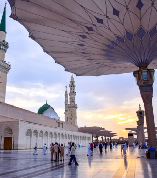 Ihram Essentials: What Men and Women Must Carry