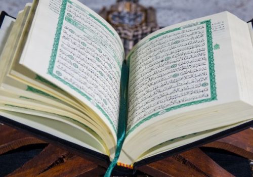 Online Quran Courses – Learn with Our Certified Tutors, Online Quran Translation Classes in English